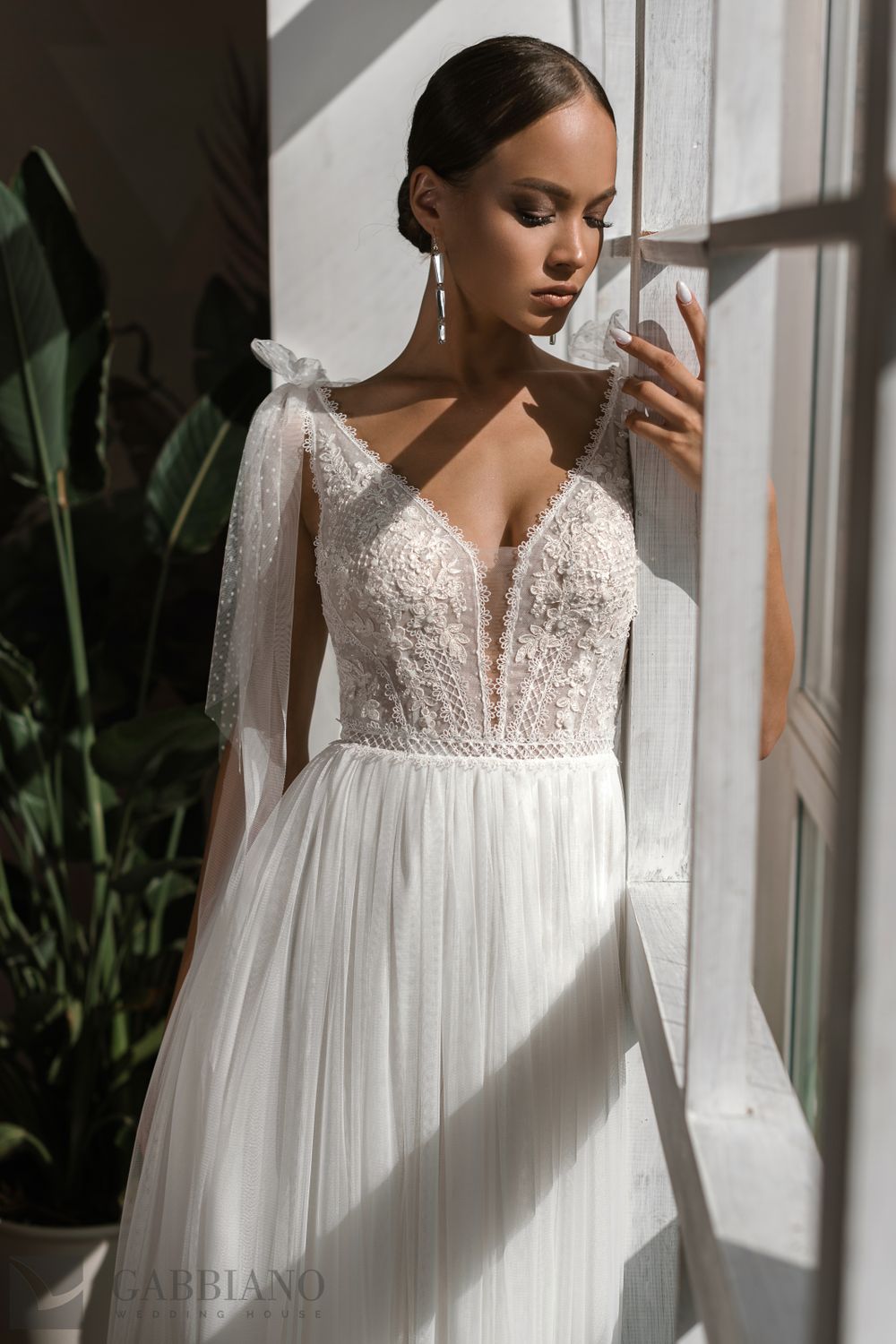 Свадебное платье от бренда Gabbiano 'Кайли' с бретельками