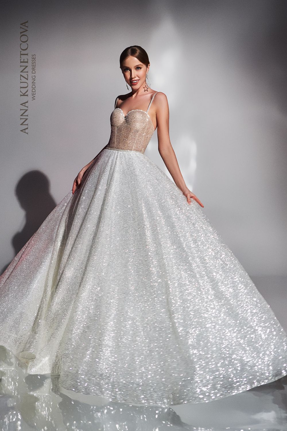 Свадебное платье от бренда Anna Kuznetcova
'Матрик-14'