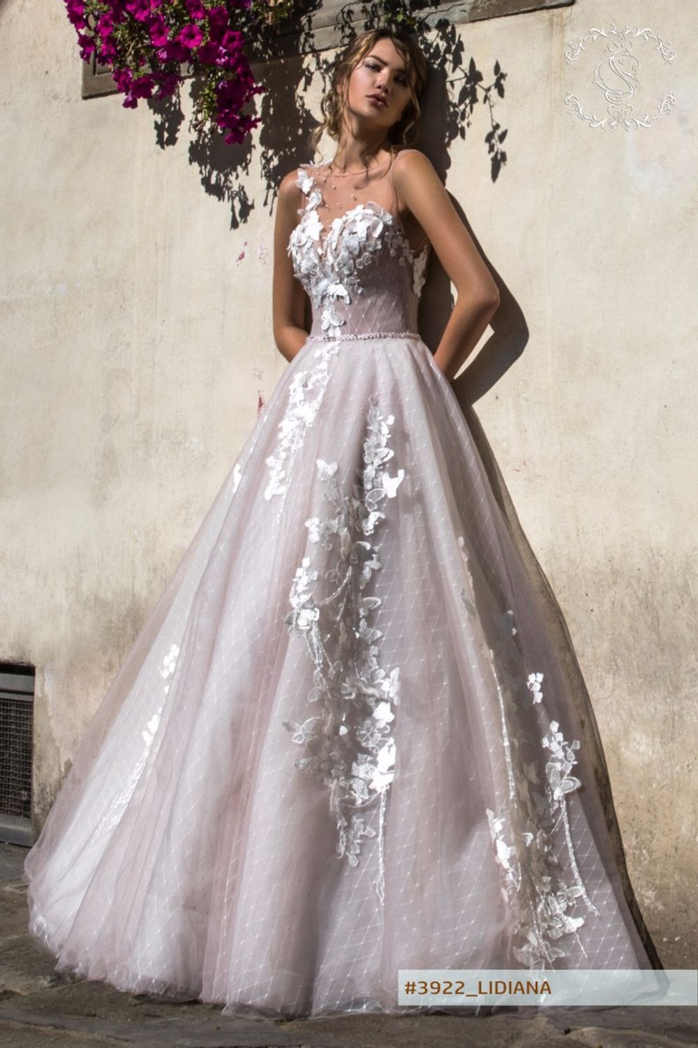 Свадебное платье со скидкой Лидьяна