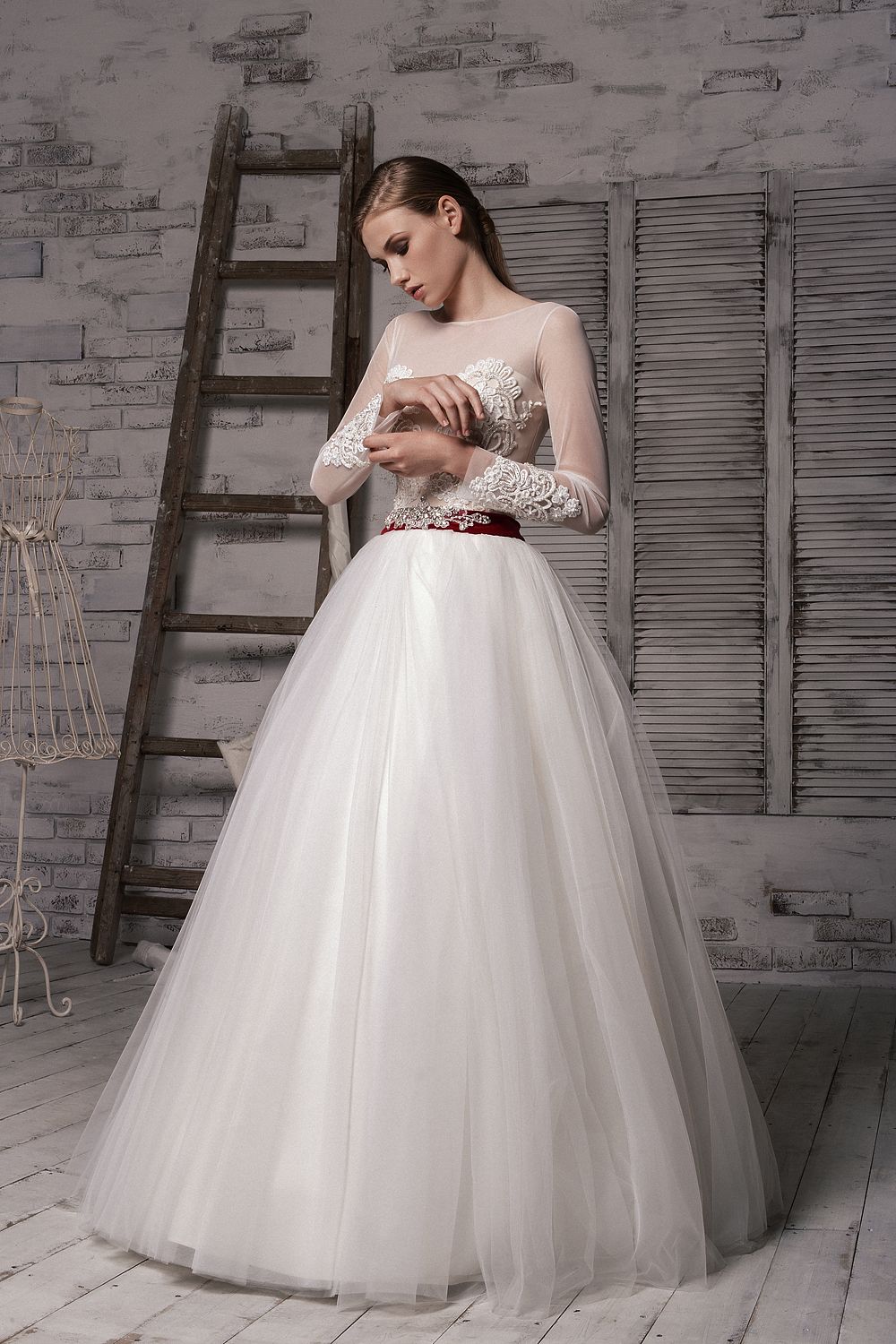 Свадебное платье со скидкой Телеста
